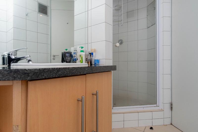 2 Bedroom Property for Sale in Claremont Western Cape